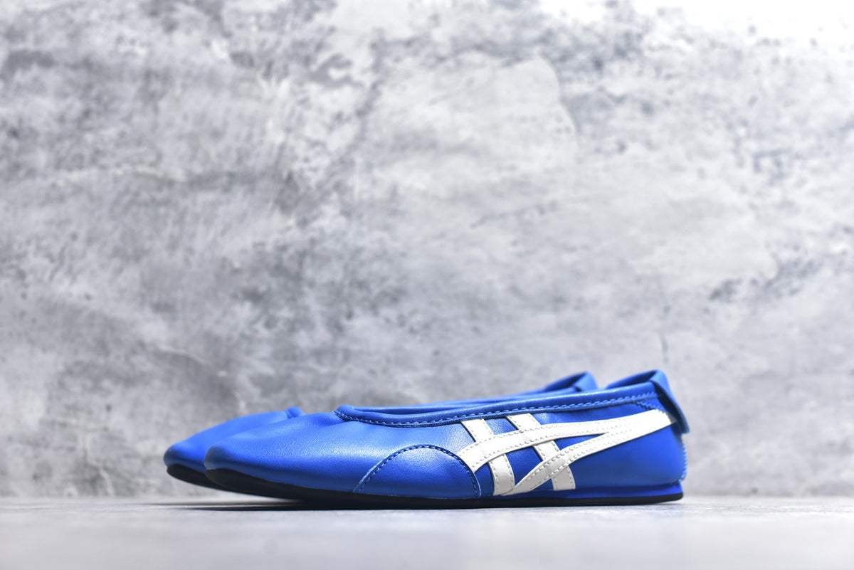 Onitsuka Tiger GYMNARINA Women's Blue Mary Jane Shoes