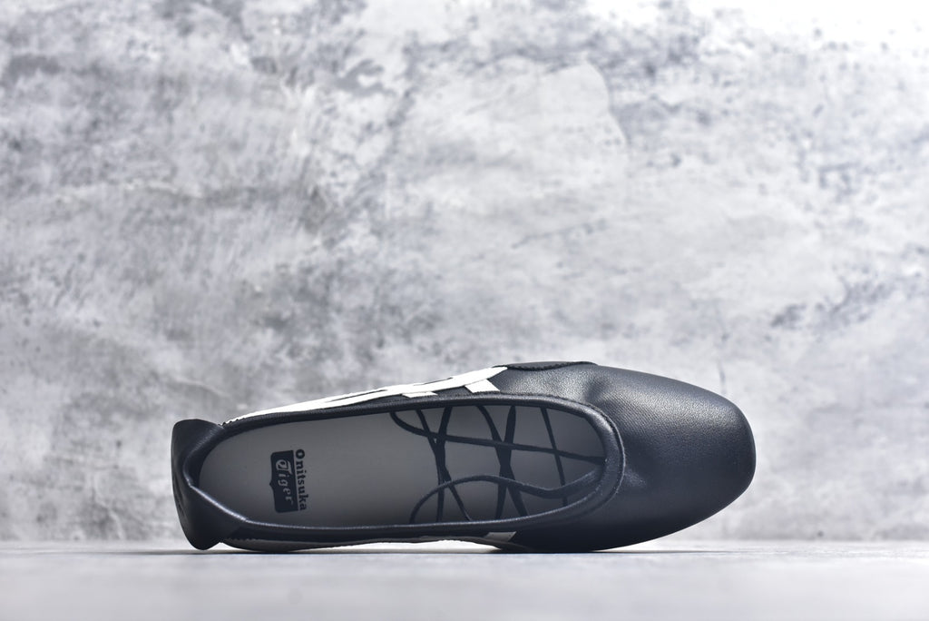 Onitsuka Tiger GYMNARINA Women's Black Mary Jane Shoes