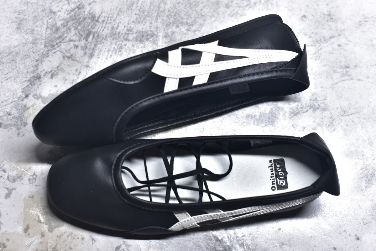 Onitsuka Tiger GYMNARINA Women's Black Mary Jane Shoes