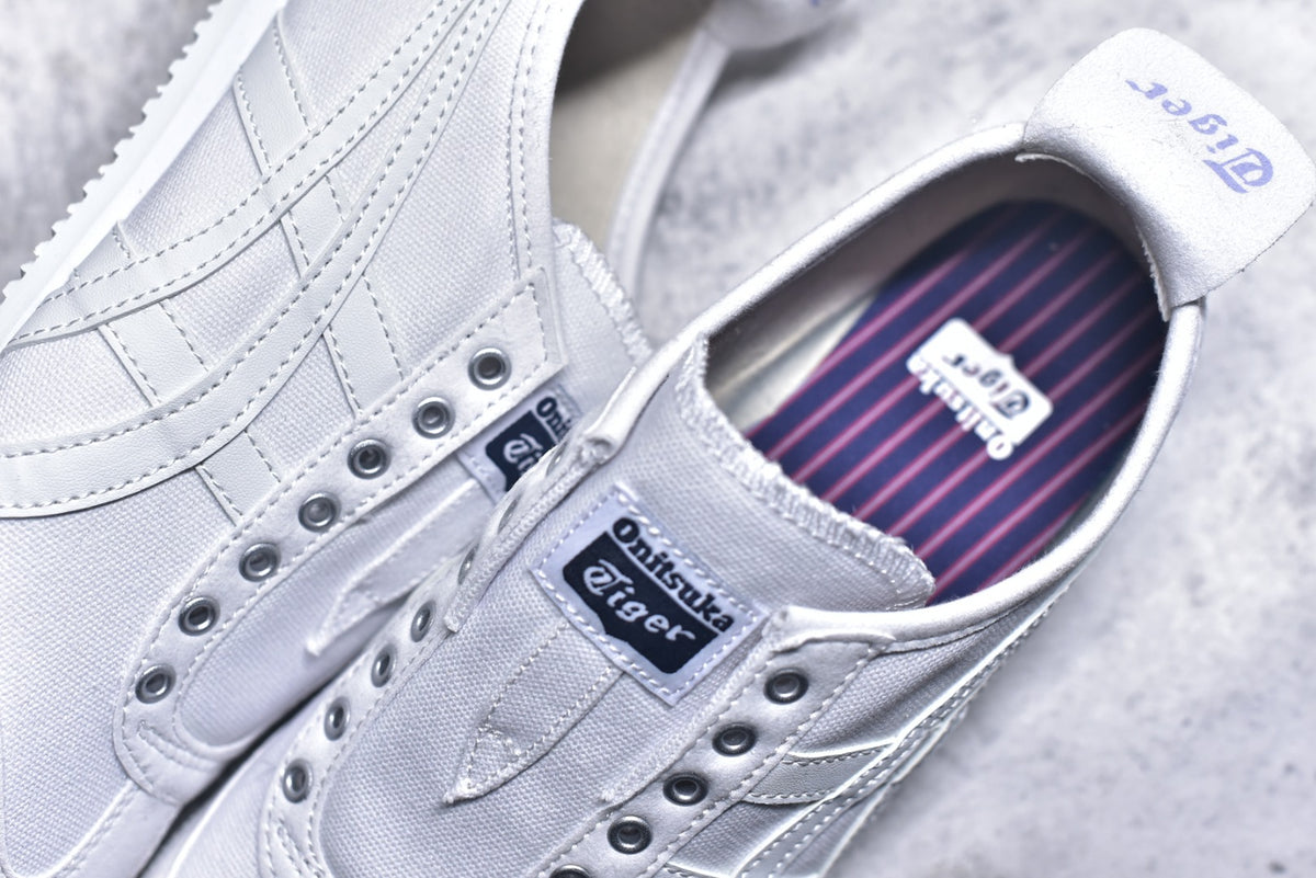Onitsuka Tiger Mexico 66 Canvas Slip-On Unisex Sneakers