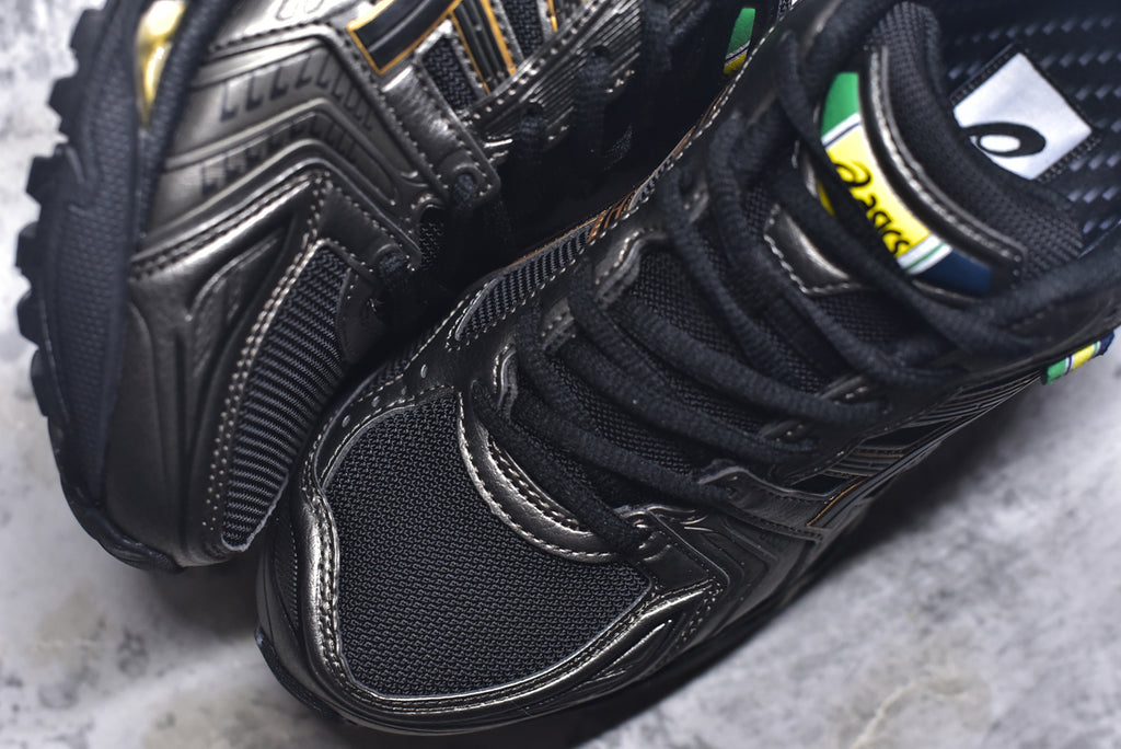 ASICS GEL-KAYANO 14 Retro Cushioned Running Shoes