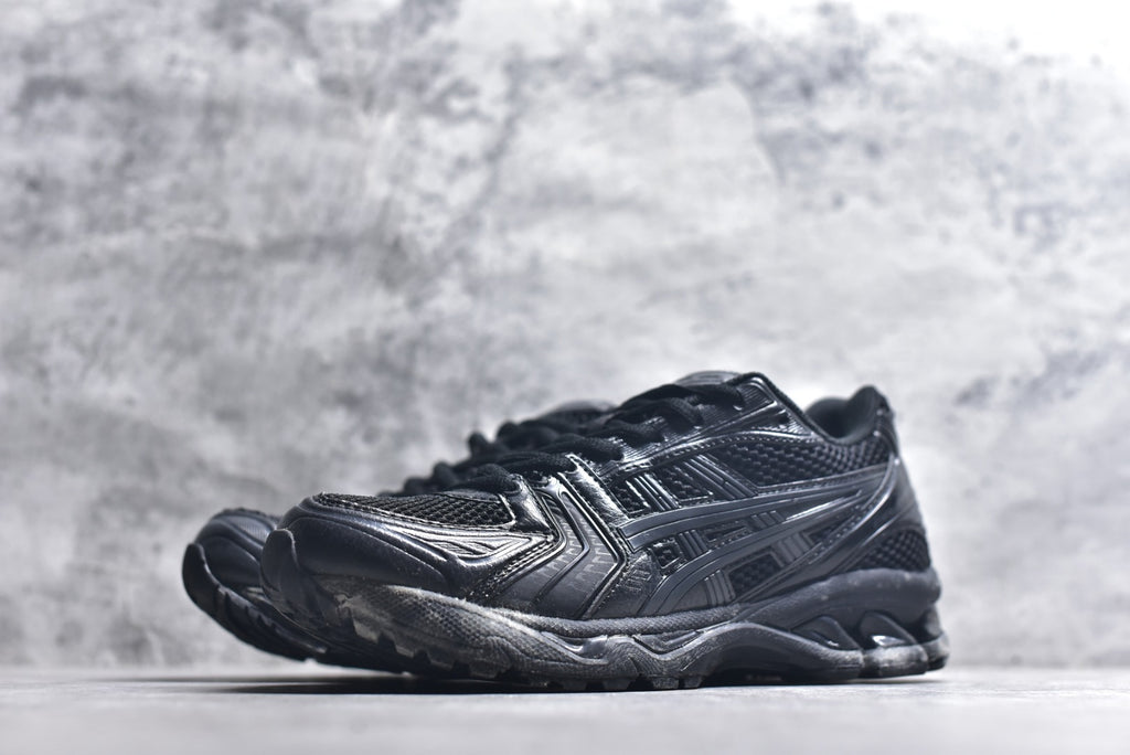 ASICS GEL-KAYANO 14 Retro Cushioned Running Shoes