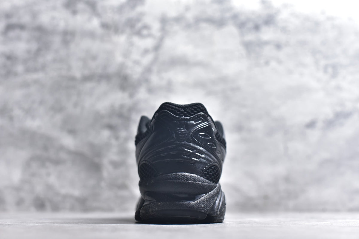 ASICS GEL-KAYANO 14 Retro Cushioned Running Shoes