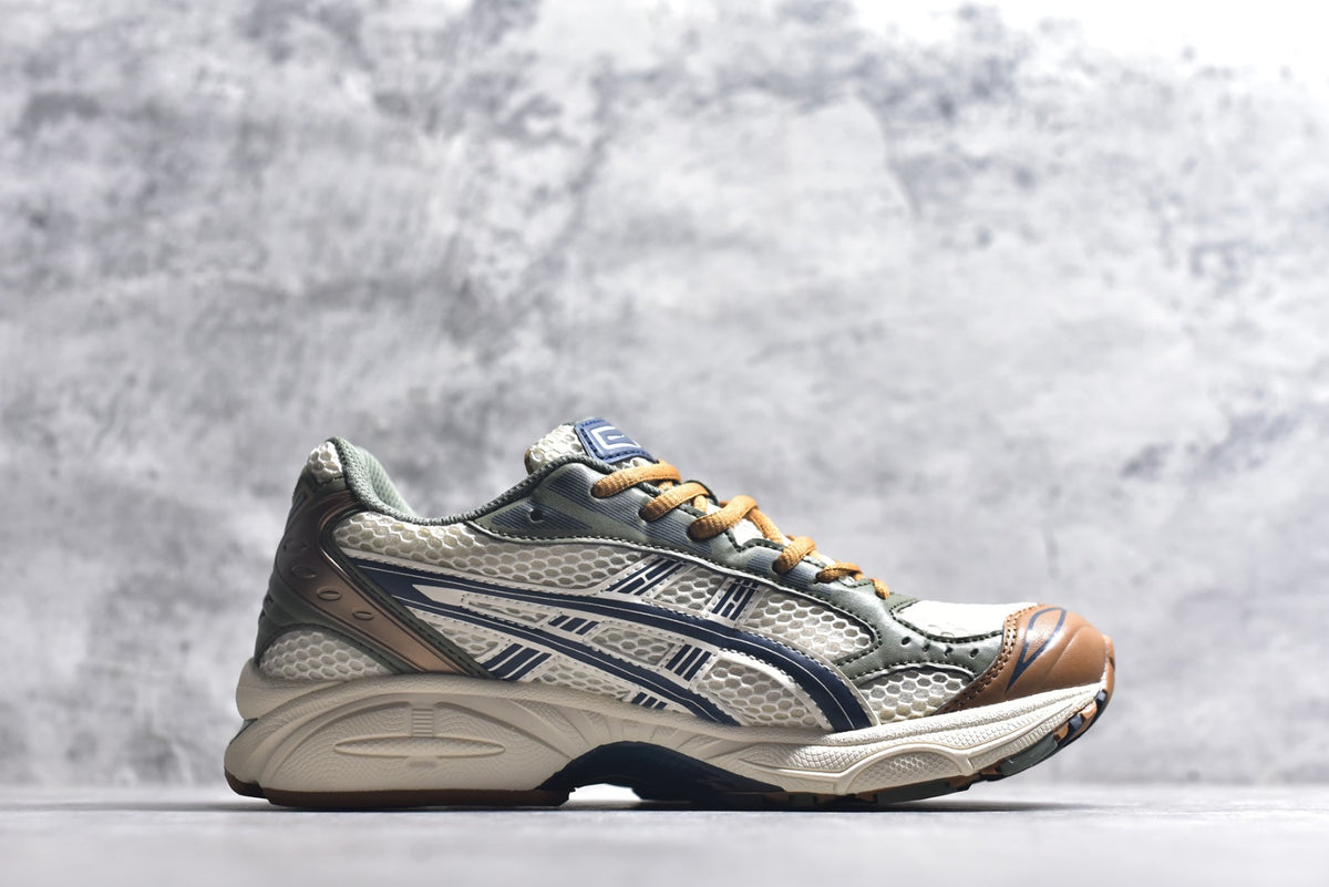 ASICS GEL-KAYANO 14 Retro Cushioned Running Shoes