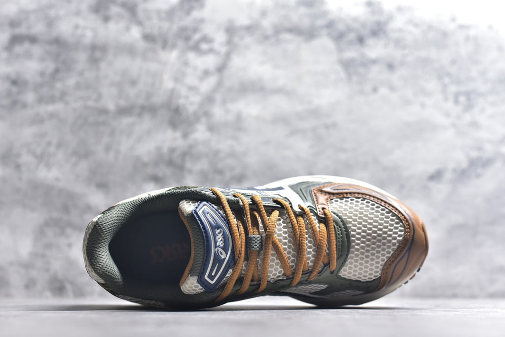 ASICS GEL-KAYANO 14 Retro Cushioned Running Shoes