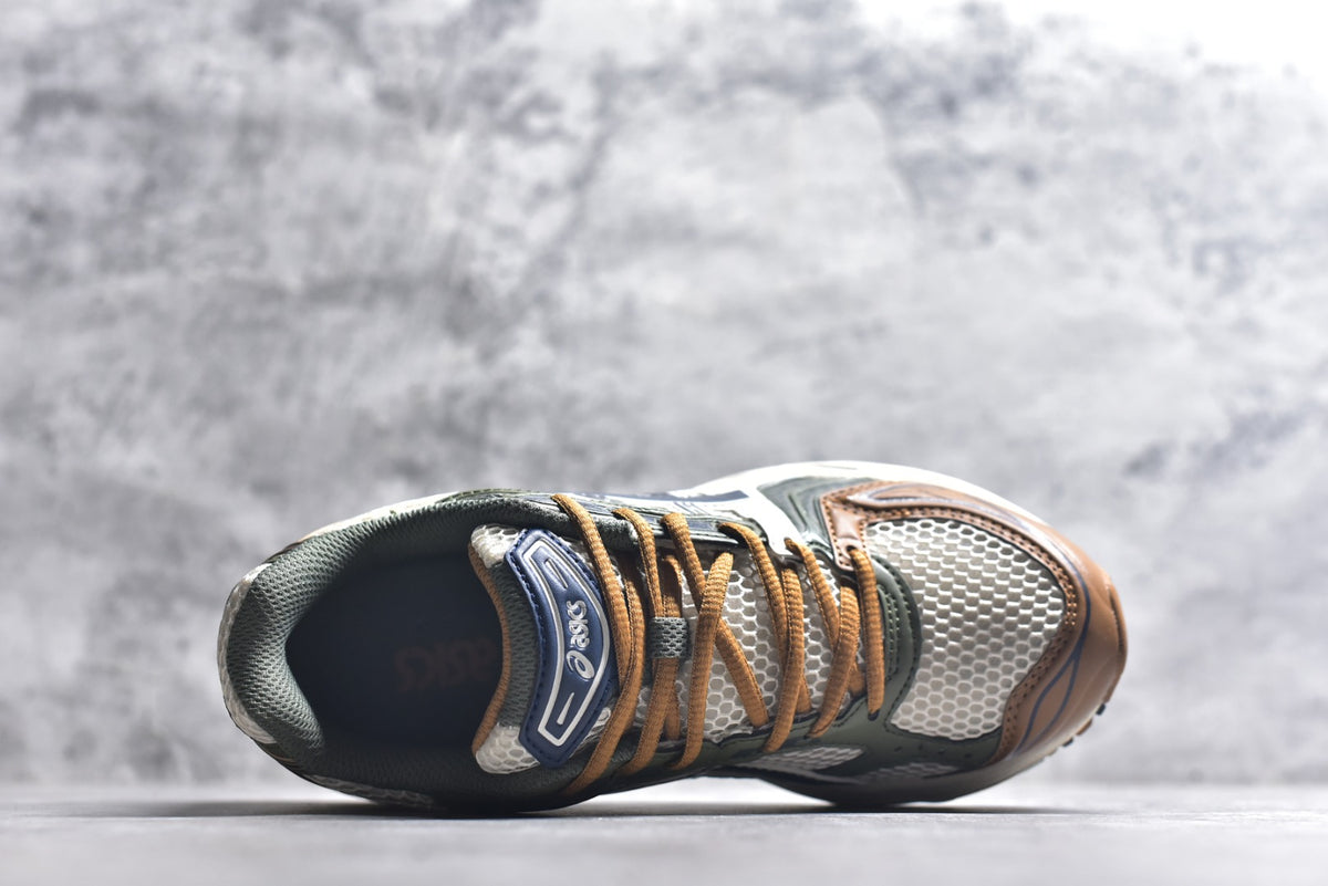 ASICS GEL-KAYANO 14 Retro Cushioned Running Shoes