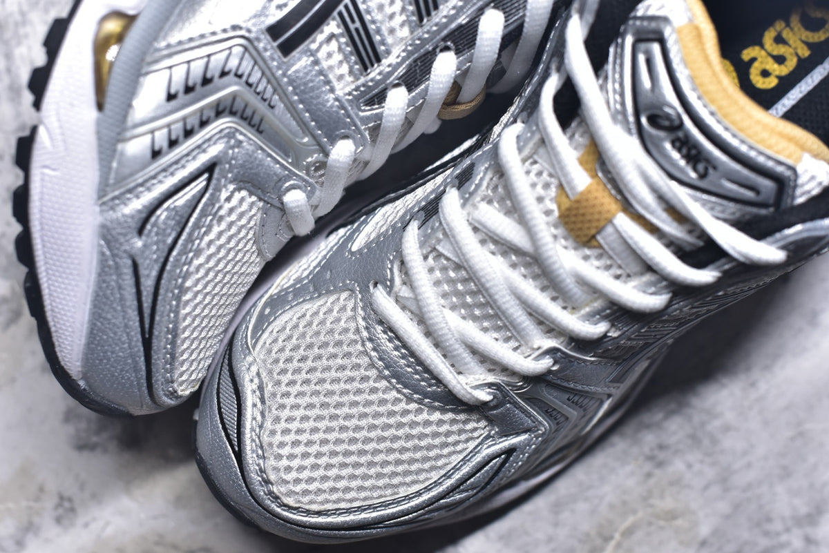 ASICS GEL-KAYANO 14 Retro Cushioned Running Shoes
