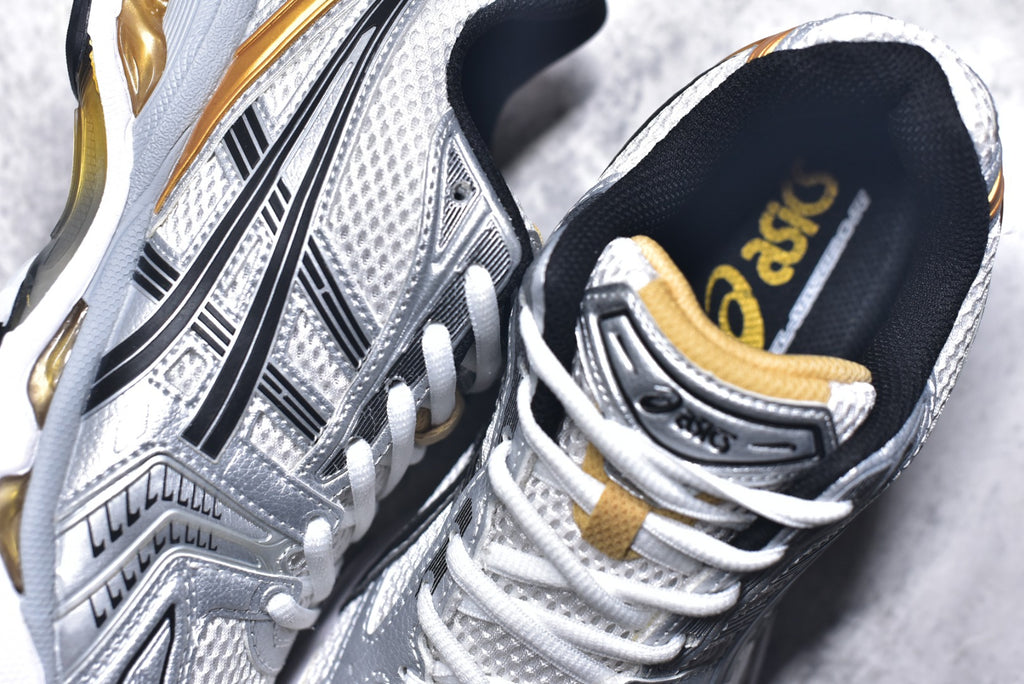ASICS GEL-KAYANO 14 Retro Cushioned Running Shoes