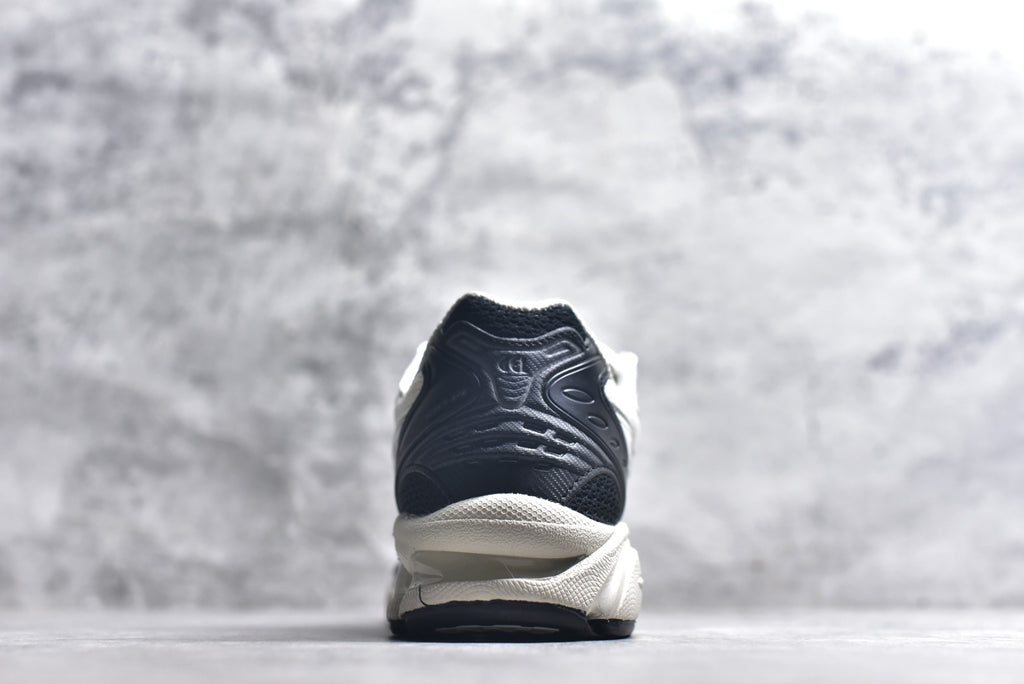 ASICS GEL-KAYANO 14 Retro Cushion Running Shoes 1201A922-100
