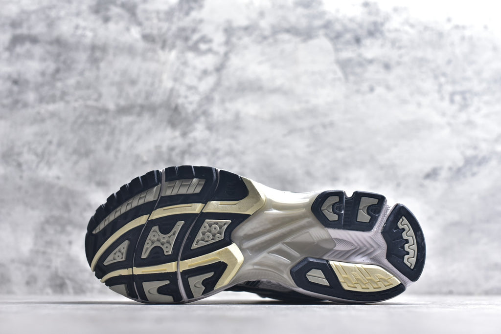 ASICS GEL-KAYANO 14 Retro Cushion Running Shoes 1203A566-100