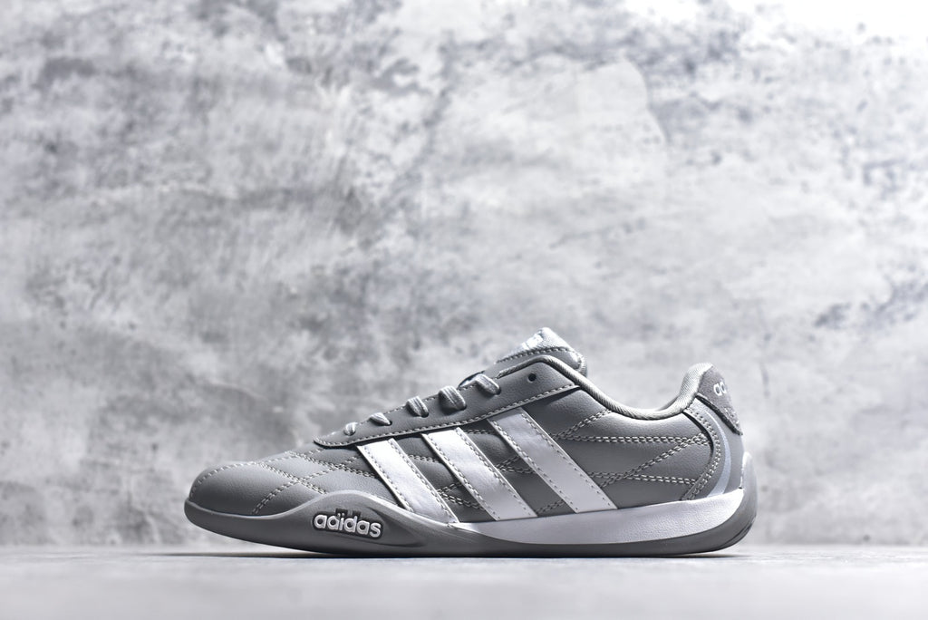 adidas ADIRACER 2026 Low-Top Training Sneakers EG8662