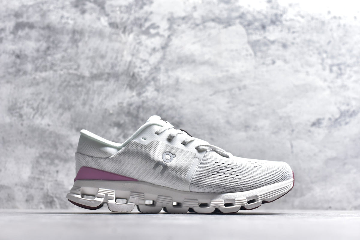 On Cloud X 4 Low-Top Training & Running Shoe – Unisex