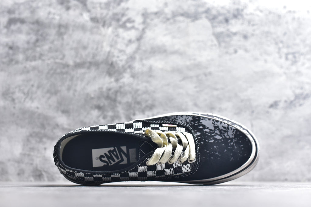 Vans LX Old Skool 36 Low-Top Casual Skate Sneaker – Unisex | Style No. VN000E8VBLK